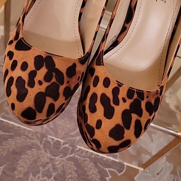 Anne Michelle Leopard Print Stilettos - Picture 6 of 16